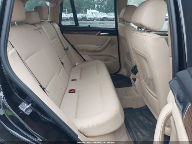 2016 BMW X3 5UXWX9C55G0D81096 Photo 7
