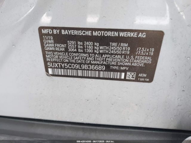 2020 BMW X3 5UXTY5C09L9B36689 Photo 8