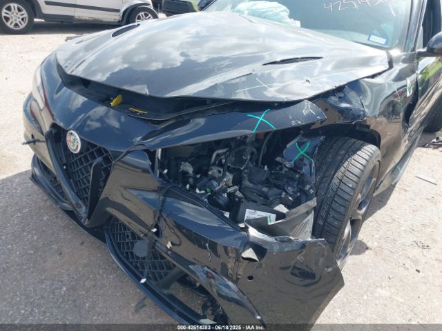 2023 ALFA ROMEO GIULIA ZARFAMEV9P7674979 Photo 5