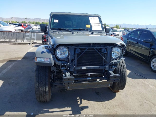 1C6HJTAG5NL132990 Jeep 2022