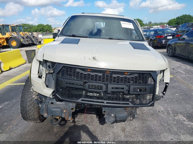 Ford F-150 Svt Raptor 2014 1FTFW1R64EFB98527 Image 11