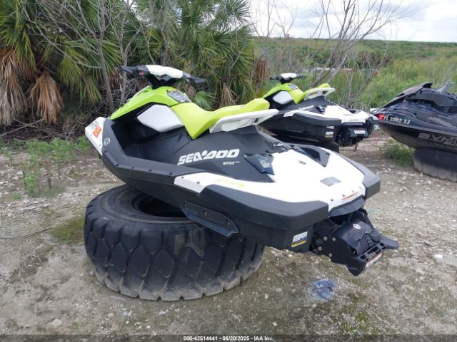2023 SEADOO UNKNOWN YDV17719J223 Photo 2