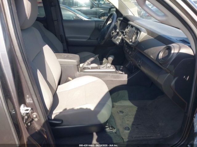 3TYRX5GN3NT066696 Toyota 2tr-fe