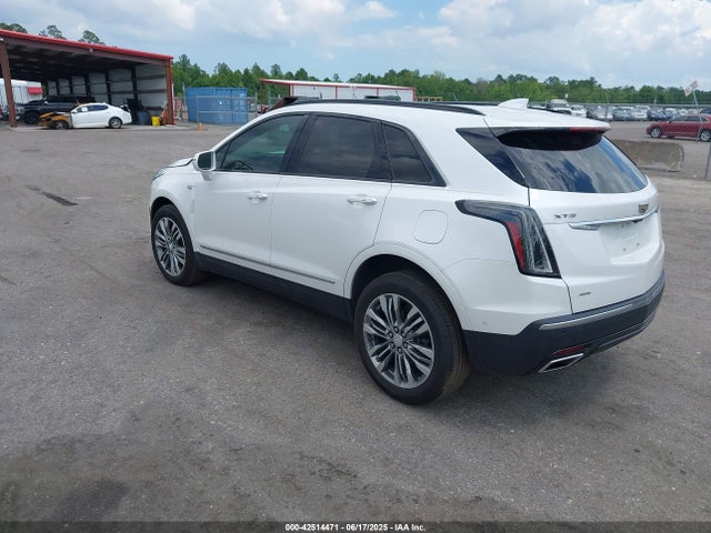 2020 CADILLAC XT5 1GYKNGRS4LZ192699 Photo 2