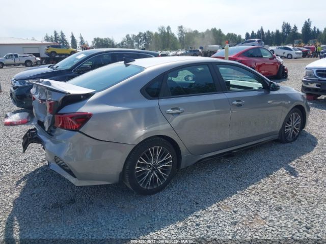 3KPF54AD2PE538379 KIA mpi nu
