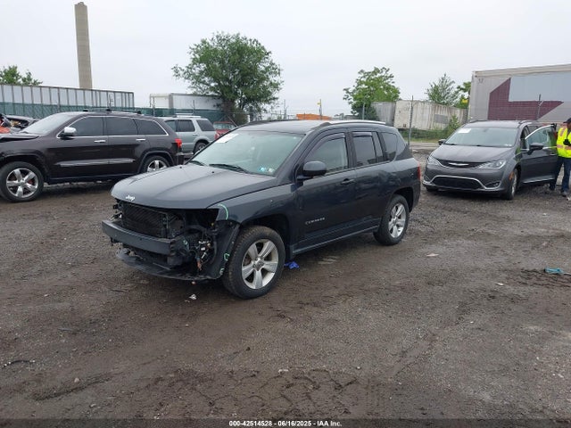 1C4NJDEB1ED788131 Jeep 2014