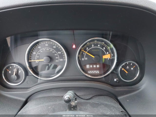 1C4NJDEB1ED788131 Jeep 2014