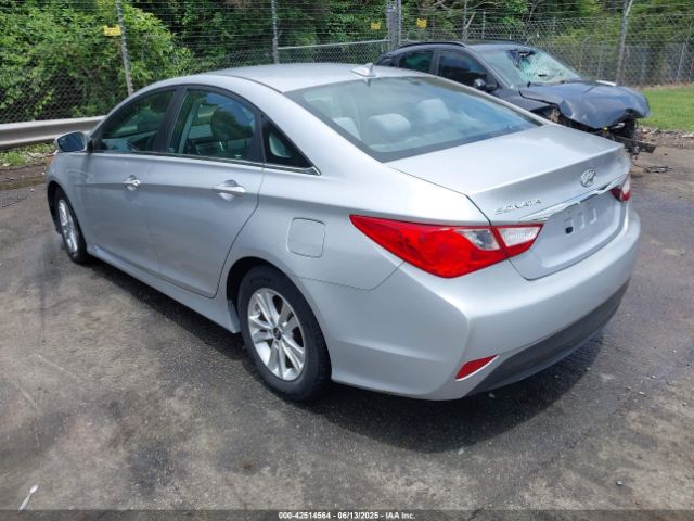 5NPEB4AC2EH927415 Hyundai SONATA GLS