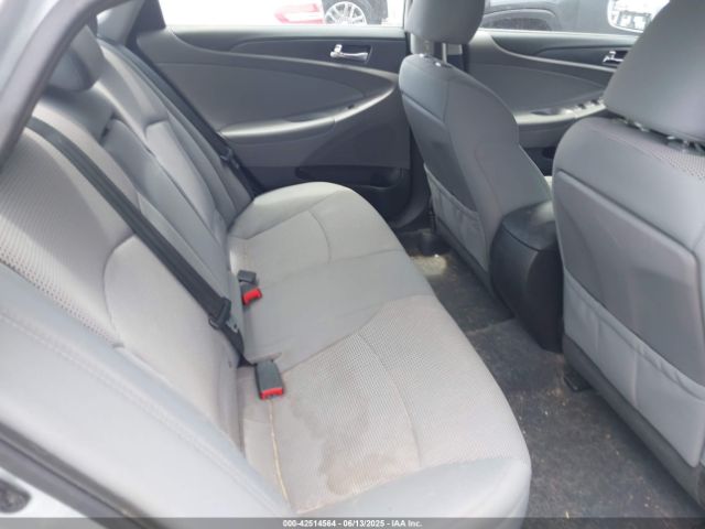 5NPEB4AC2EH927415 Hyundai SONATA GLS