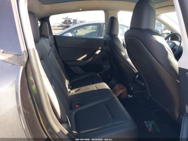 2024 TESLA MODEL Y 7SAYGDED8RF158878 Photo 7
