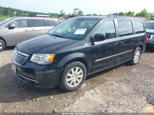 2C4RC1BG1GR289713 Chrysler Town and Country
