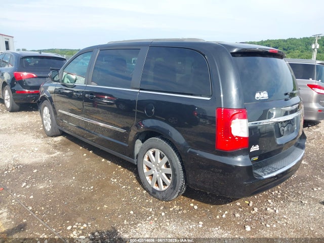 2C4RC1BG1GR289713 Chrysler Town and Country