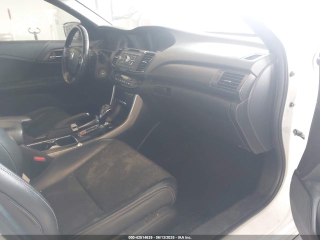 1HGCR2F56HA143320 Honda k24w1