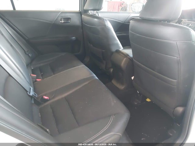 1HGCR2F56HA143320 Honda k24w1