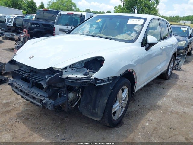 2014 PORSCHE CAYENNE WP1AA2A28ELA03925 Photo 1