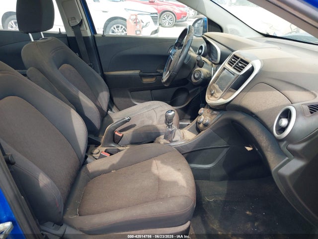 1G1JC5SB3H4162242 Chevrolet Sonic Lt Manual