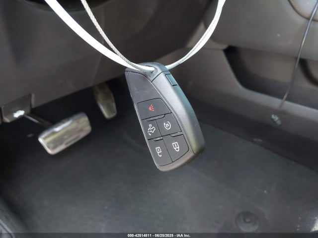 3GTUUEE85RG203816 GMC lz0