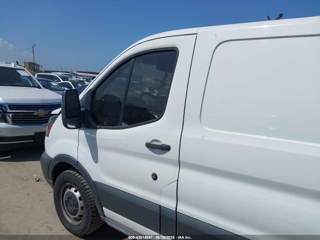 1FTYE1ZM0JKA43498 Ford 2018
