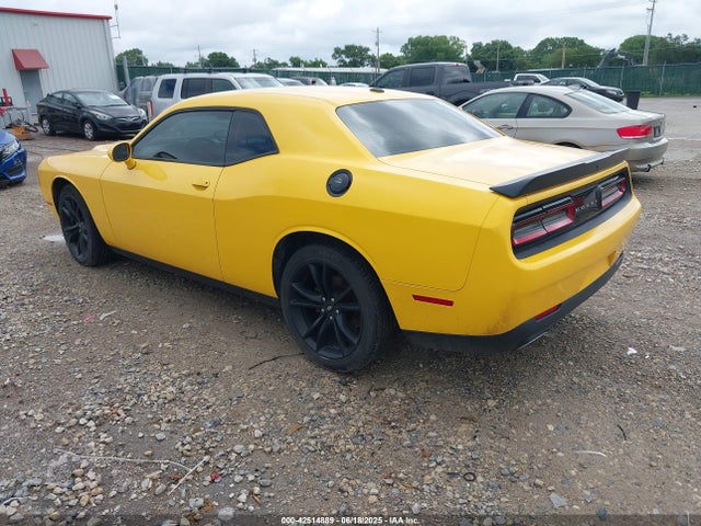 Dodge Challenger 2018 2C3CDZAG4JH204562 Image 3