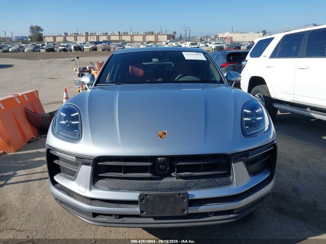 Porsche Macan 2023 WP1AA2A54PLB05252 Image 13