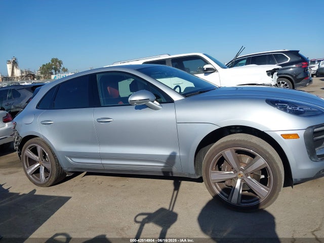 Porsche Macan 2023 WP1AA2A54PLB05252 Image 14