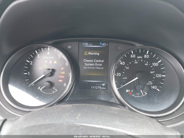 JN1BJ1CR8HW123028 Nissan 2017