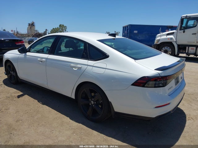 Honda lfc5 2023 1HGCY2F7XPA007730 Image 3