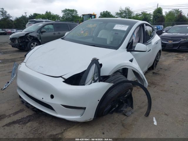 2022 TESLA MODEL Y 7SAYGDEE5NF318735 Photo 5