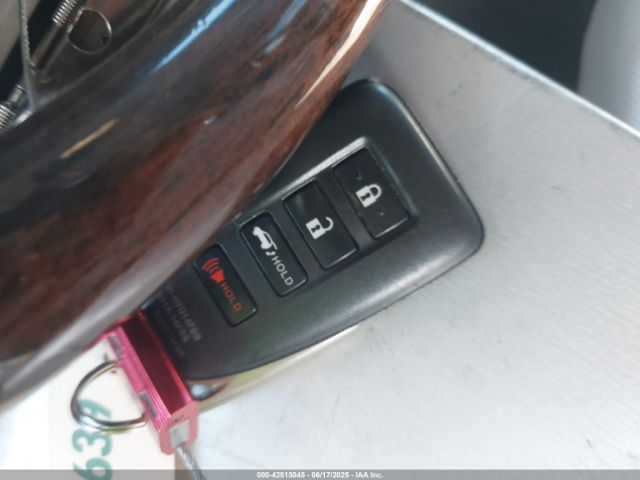 2T2ZZMCAXHC038101 Lexus 2017