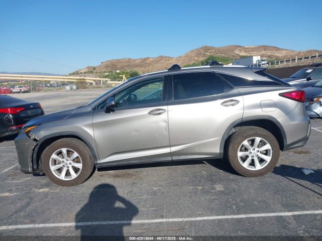 2T2ZZMCAXHC038101 Lexus 2017