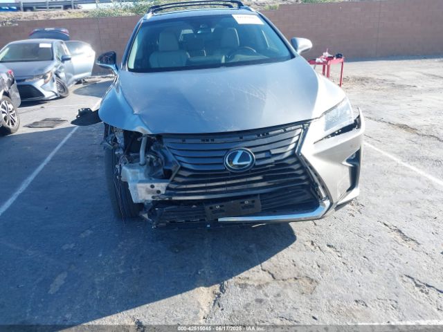 2T2ZZMCAXHC038101 Lexus 2017