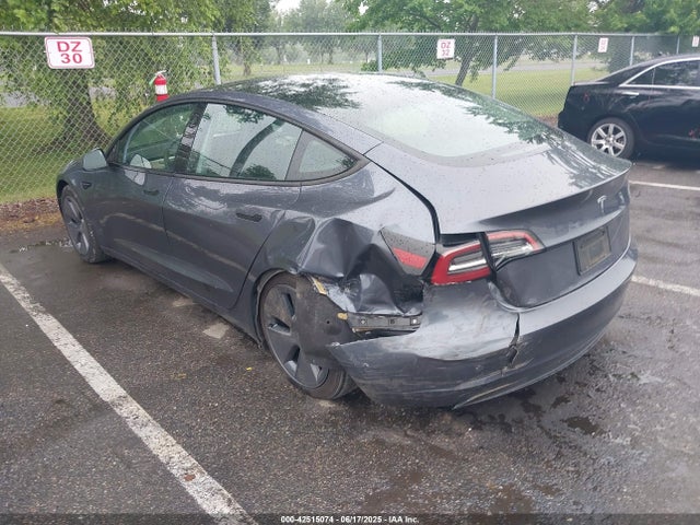 2023 TESLA MODEL 3 5YJ3E1EA7PF658464 Photo 2