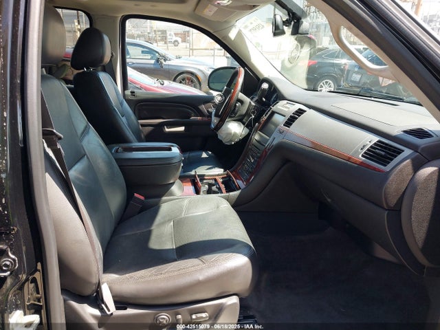 2013 CADILLAC ESCALADE ESV 1GYS4JEF7DR308116 Photo 4