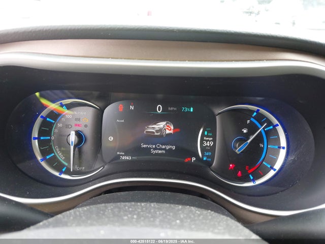 2C4RC1L7XJR275301 Chrysler 2018