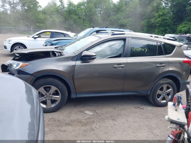 JTMRFREV0FD125158 Toyota Rav4 Xle