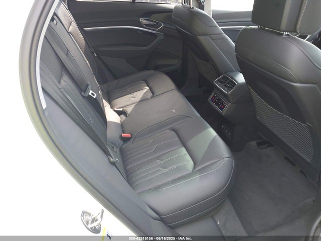 2024 AUDI Q8 E-TRON WA16AAGE9RB036425 Photo 7