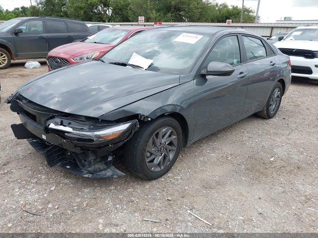 Hyundai ELANTRA SEL 2024 KMHLM4DG1RU756339 Image 2