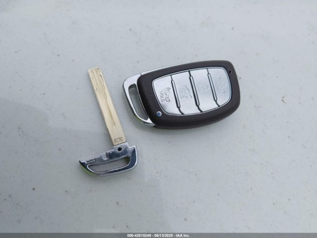 KM8J3CA29JU715443 Hyundai Tucson Value