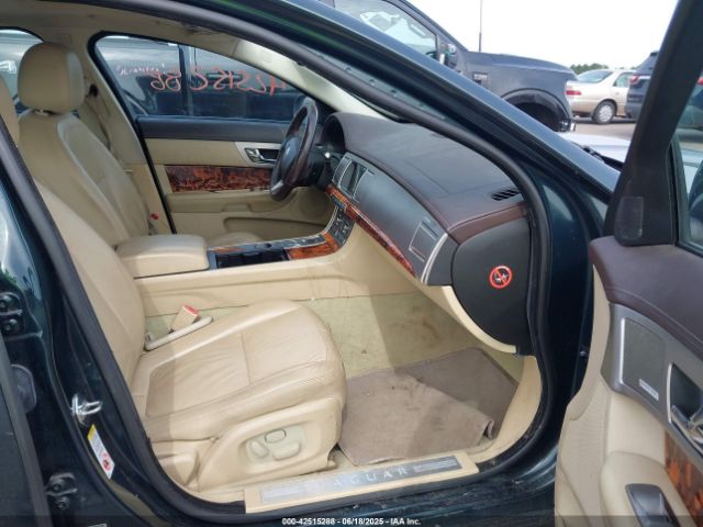 2009 JAGUAR XF SAJWA05B89HR32609 Photo 4