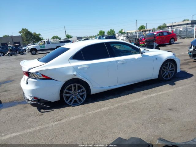 2016 LEXUS IS 200T JTHBA1D23G5021069 Photo 3
