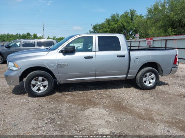 1C6RR7LG9NS236454 RAM 1500 Classic