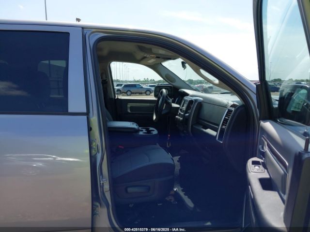 1C6RR7LG9NS236454 RAM 1500 Classic