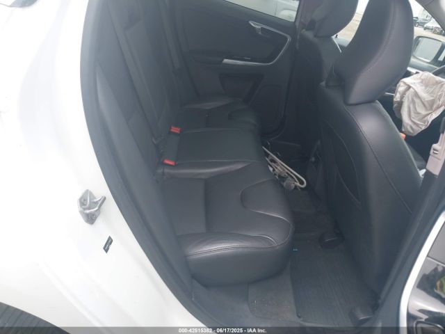 2015 VOLVO XC60 YV4612RK3F2734343 Photo 7