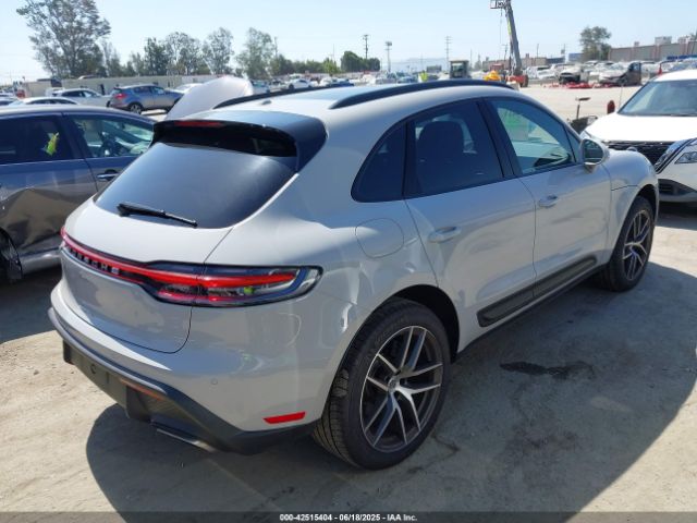 2025 PORSCHE MACAN WP1AA2A59SLB02730 Photo 3