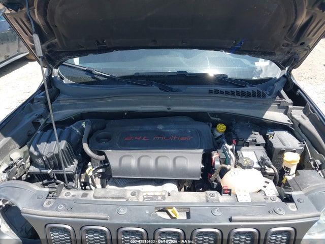 ZACCJBCB8JPG77909 Jeep 2018
