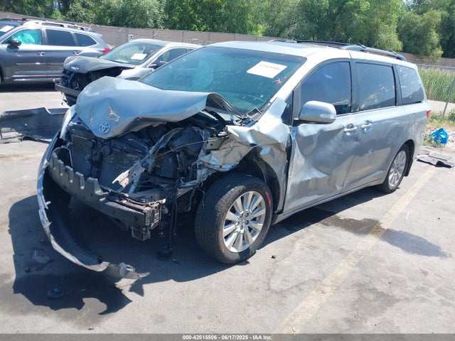 Toyota 2gr-fks 2015 5TDYK3DC8FS666189 Image 2