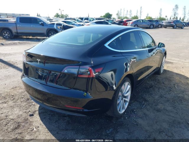 2018 TESLA MODEL 3 5YJ3E1EA9JF071237 Photo 3