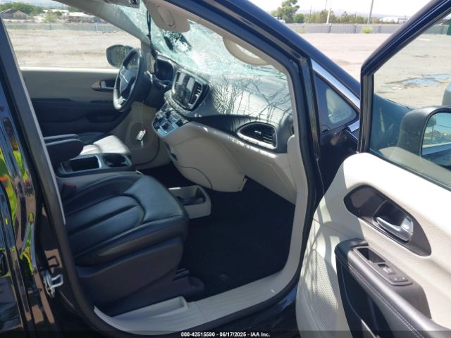 2023 CHRYSLER PACIFICA 2C4RC1BG9PR628170 Photo 4