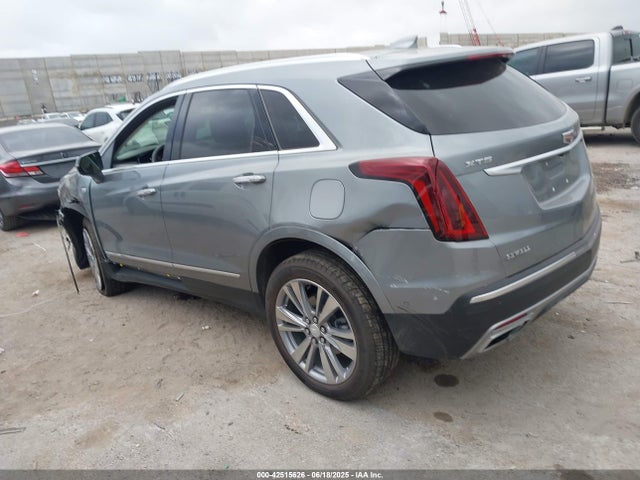 2023 CADILLAC XT5 1GYKNCRS2PZ203892 Photo 2