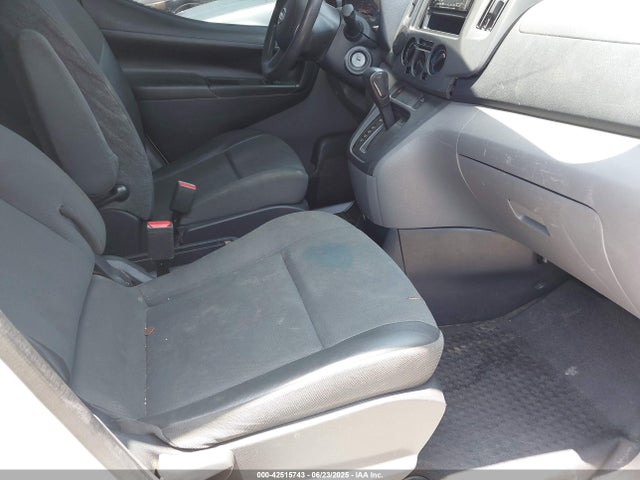 Nissan 2015 2015 3N6CM0KN2FK714303 Image 5